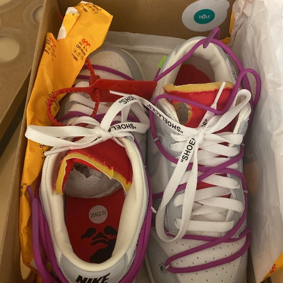 Like New Off White x Dunk Low Sz: 7.5 - Picture 5 of 10